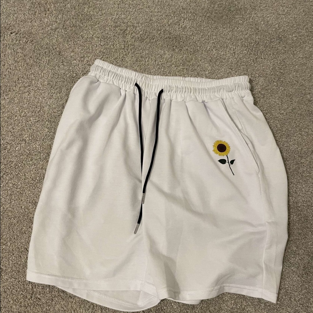 White SHEIN shorts size medium